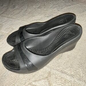 Crocs Sassari Women's Size 9 Wedge Heels Pumps Sandals Black Open Toe Slip Ons